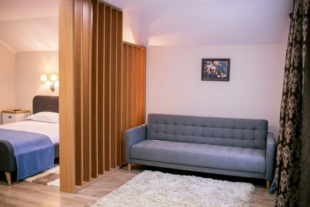 Casa Claudia Hotel Sangeorgiu de Padure Buitenkant foto